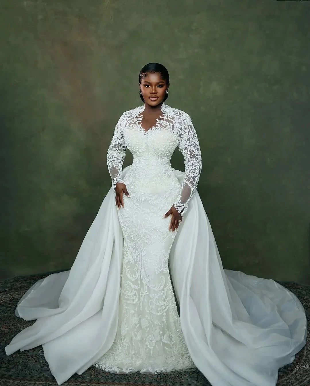 Customized African Plus Size Mermaid Wedding Dress Illusion Detachable Train Long Sleeves Lace Beaded Bridal Gowns for Bride