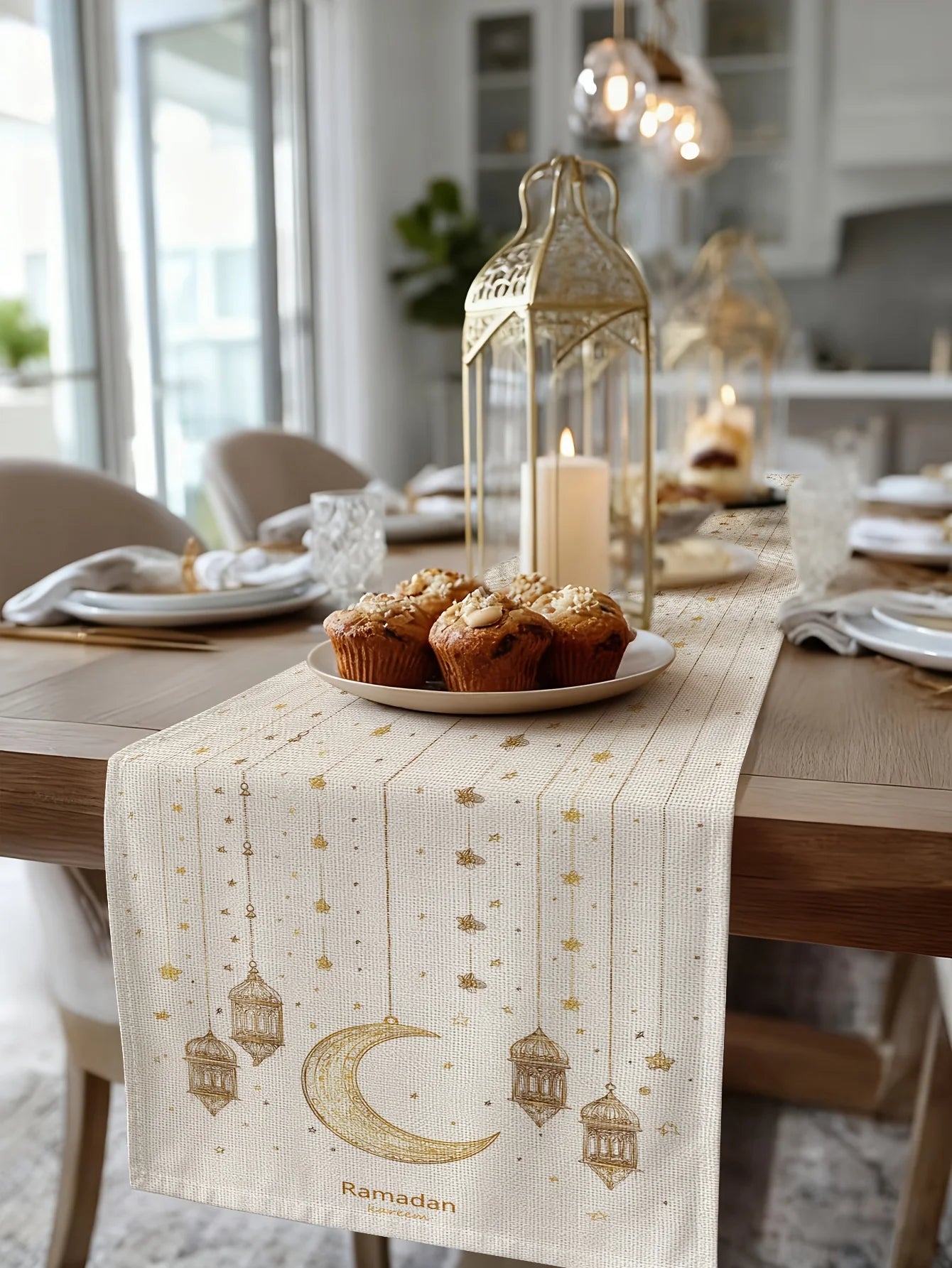 Tovaglia Ramadan con Lanterne e Luna – Decorazione Tavola Festiva