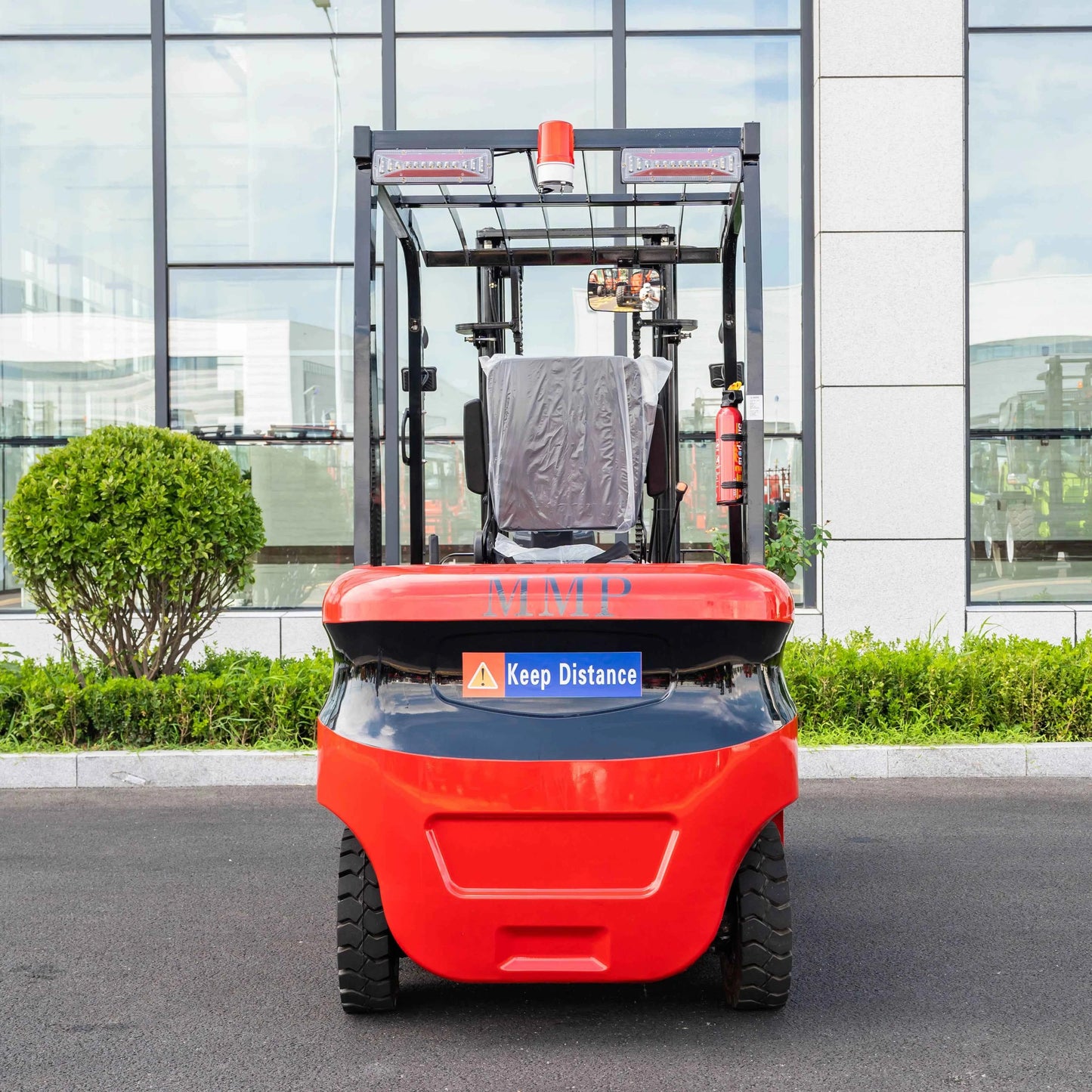 2 Ton Electric Forklift China Factory High-Efficiency Environment Friendly 4 Wheels Energy Saving Battery Forklifts Custom