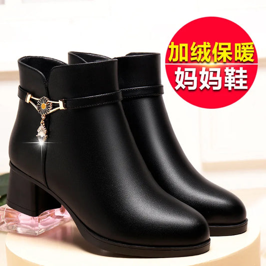 2024 Women's Boots Winter Fleece Warm Soft Leather Low Heel Woman Ankle Snow Boots Women Winter Shoes Outdoor Anti-Skid Boots